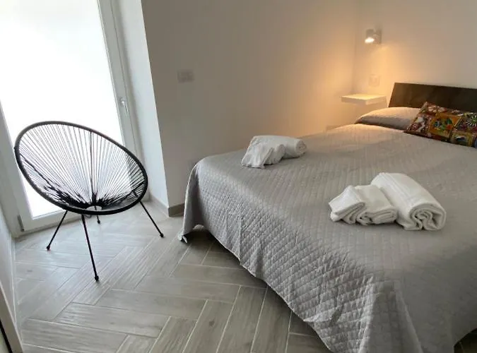 Phoenix House Holiday home