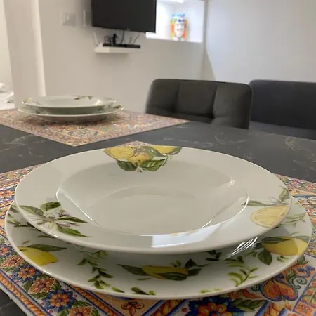 Phoenix House * Syrakus