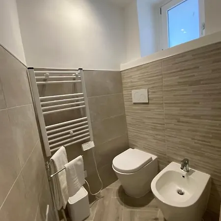 Phoenix House * Syrakus