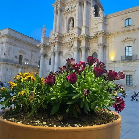 Phoenix House Ferienhaus Syrakus